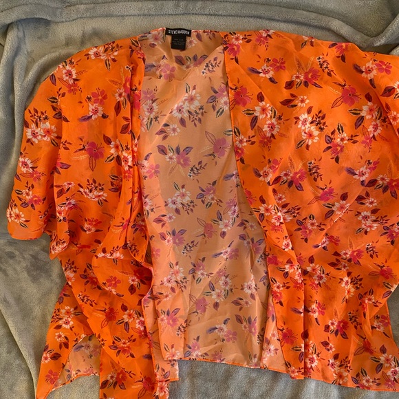 Steve Madden Matching Hat/Cover Up Set - Picture 2 of 7